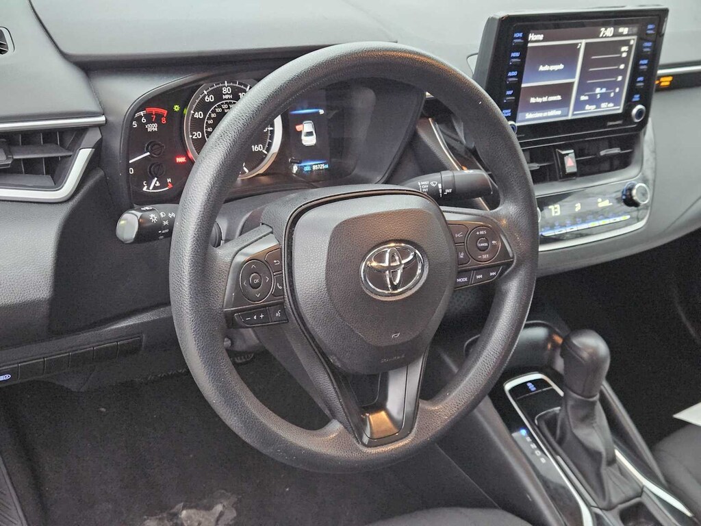 Used 2022 Toyota Corolla LE Sedan