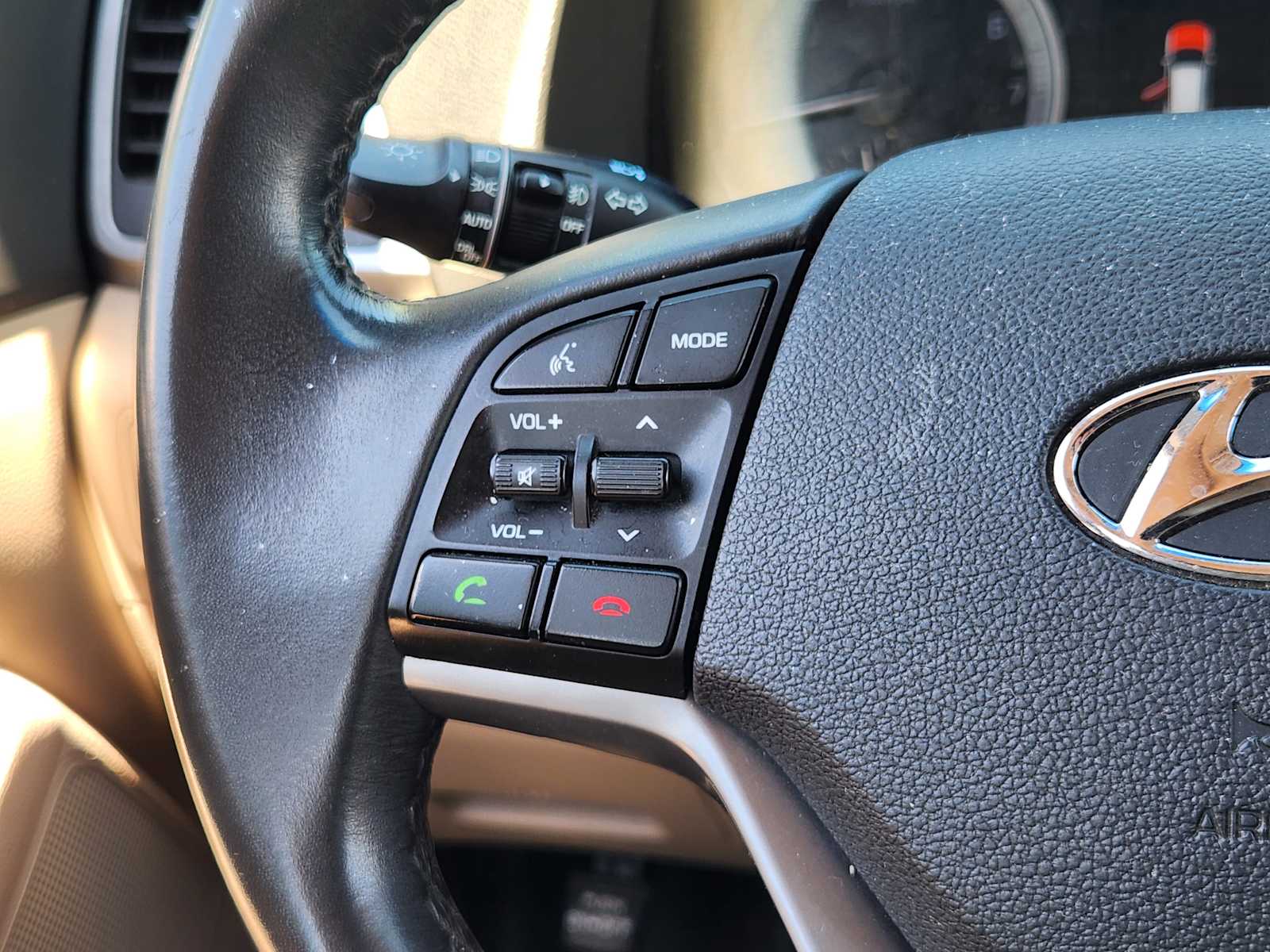Thumbnail: 2016 Hyundai Tucson - 26