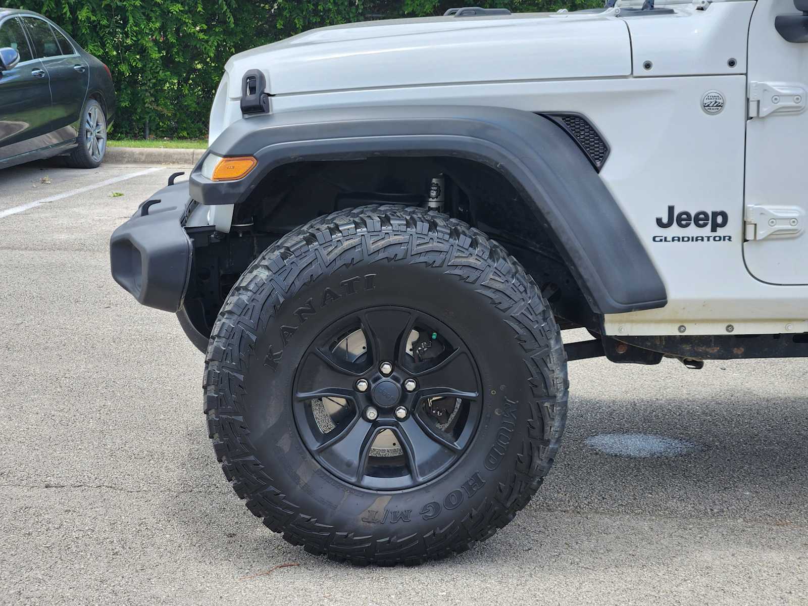 Thumbnail: 2020 Jeep Gladiator - 8