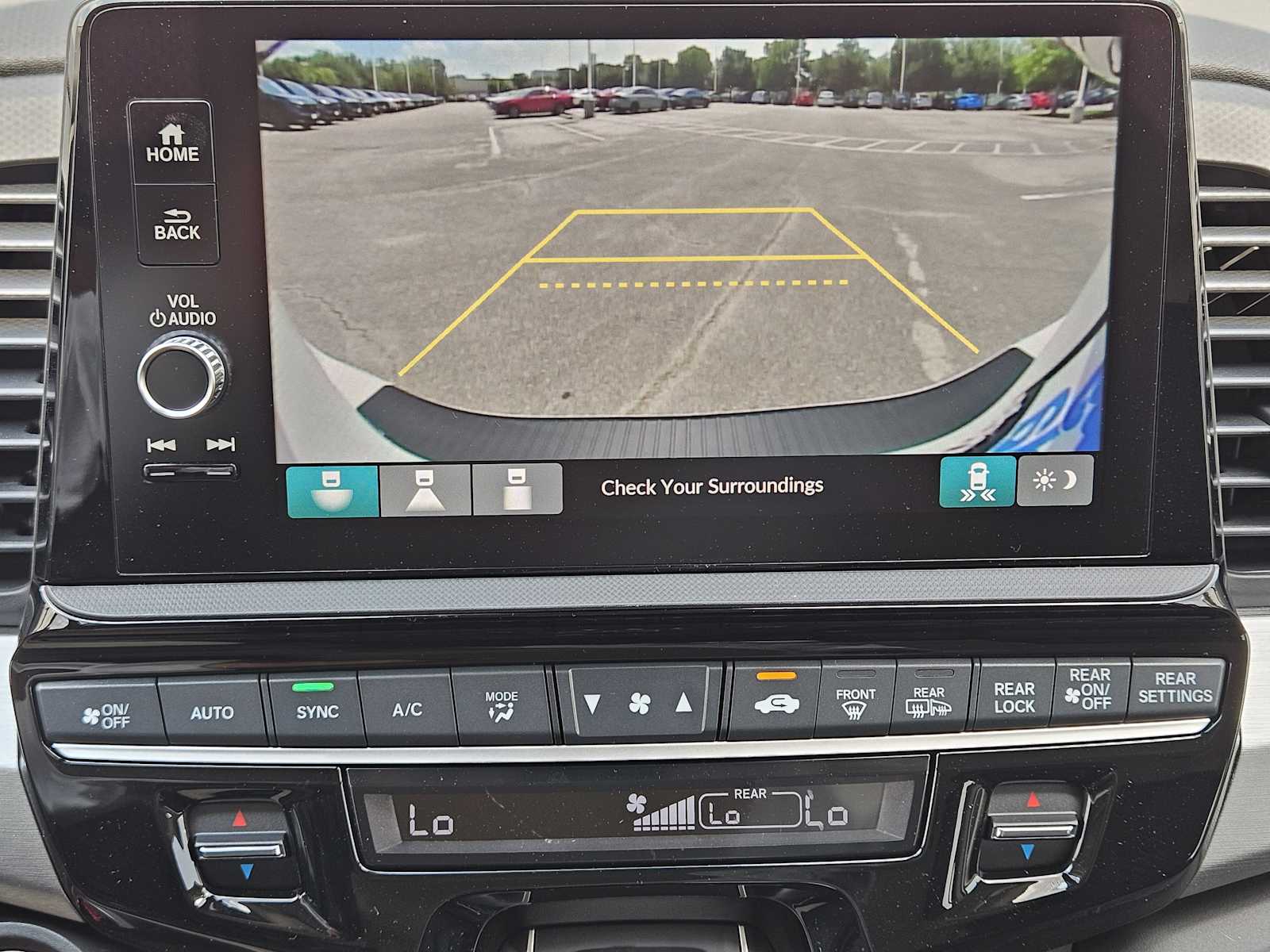 Thumbnail: 2025 Honda Odyssey - 14
