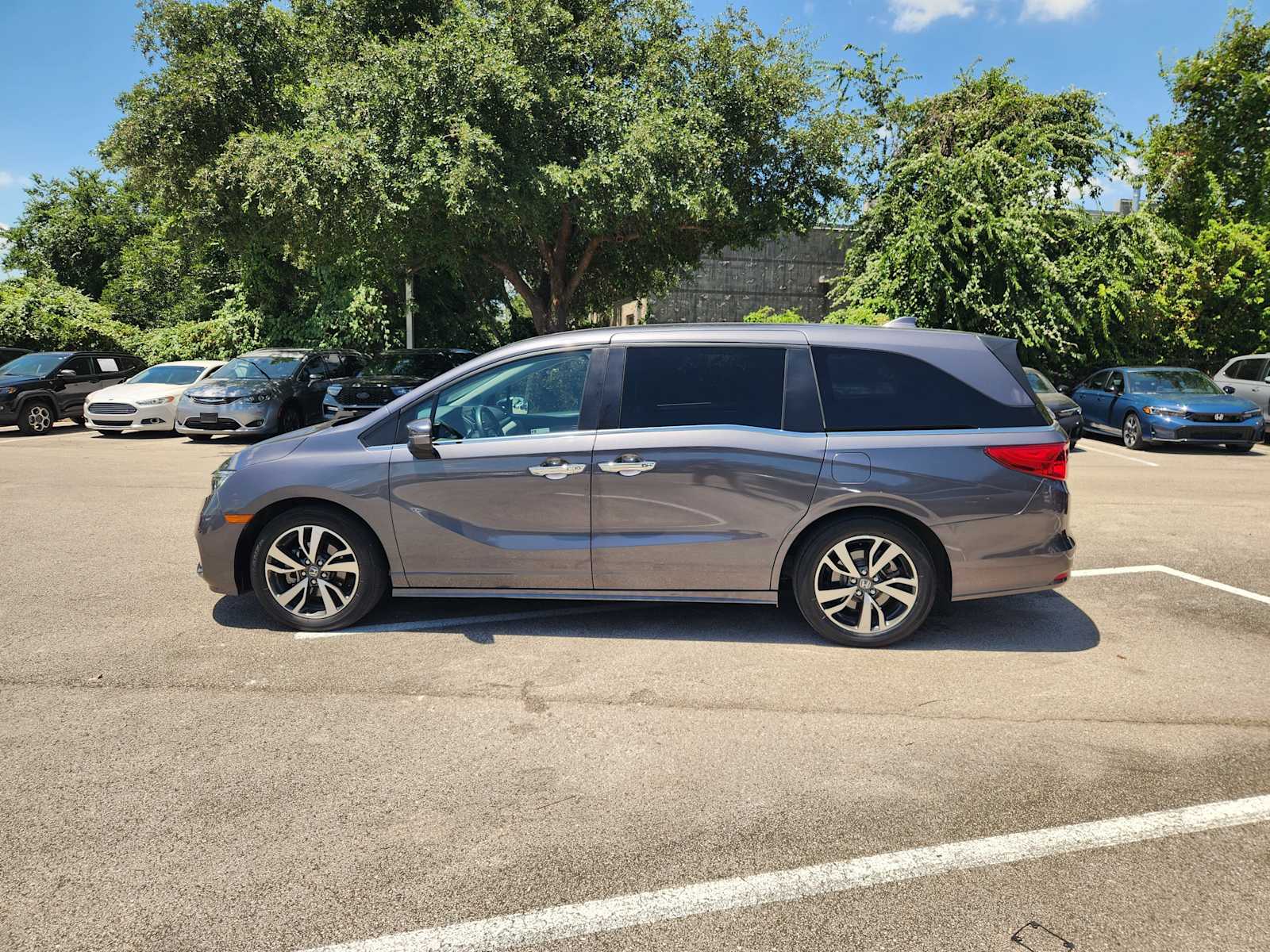 Thumbnail: 2024 Honda Odyssey - 3