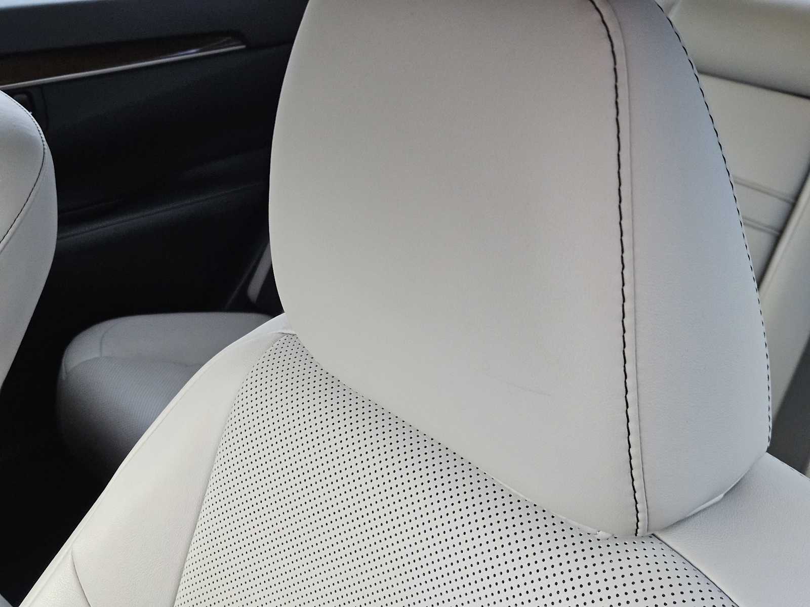 Thumbnail: 2016 Lexus ES - 14