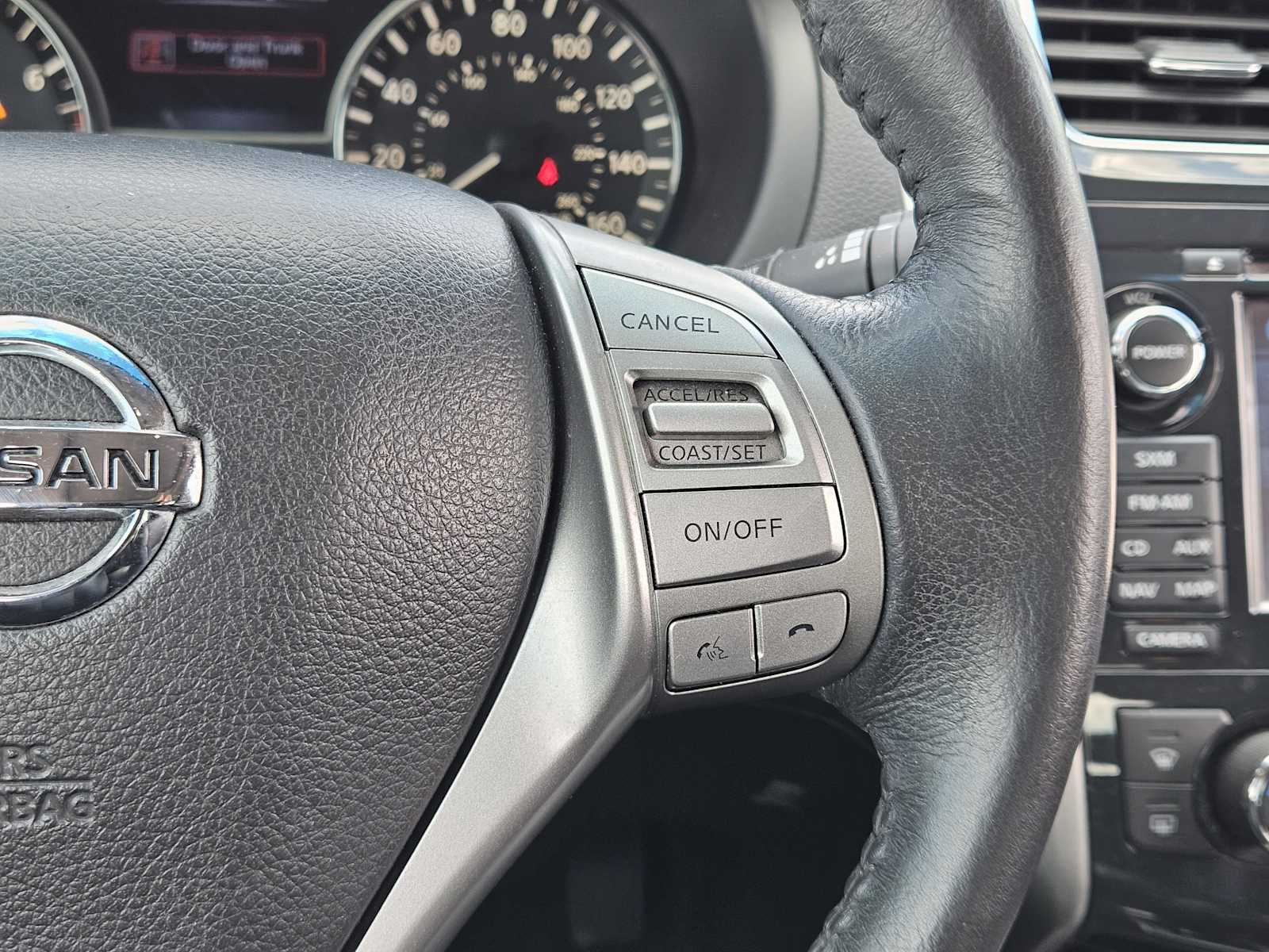 Thumbnail: 2015 Nissan Altima - 29