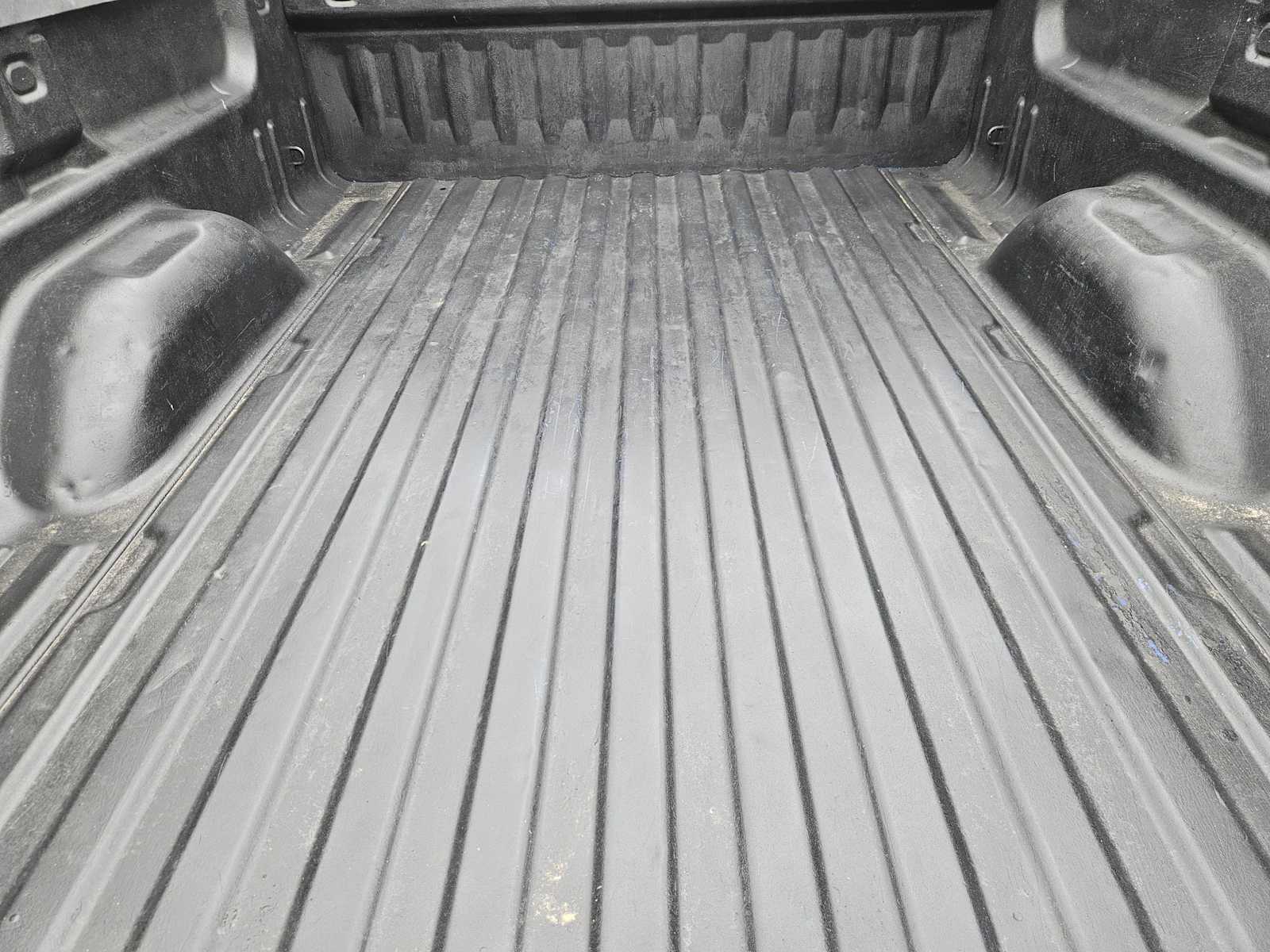 Thumbnail: 2016 Chevrolet Silverado 1500 - 30