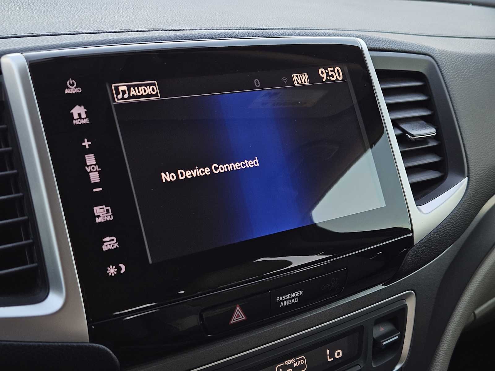 Thumbnail: 2018 Honda Pilot - 16