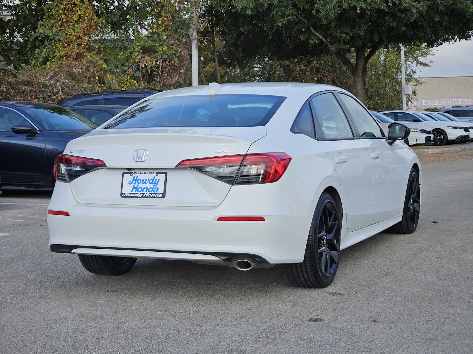 Thumbnail: 2023 Honda Civic - 6