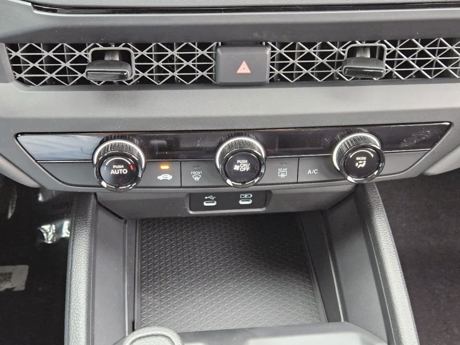 2025 Honda Accord LX 17
