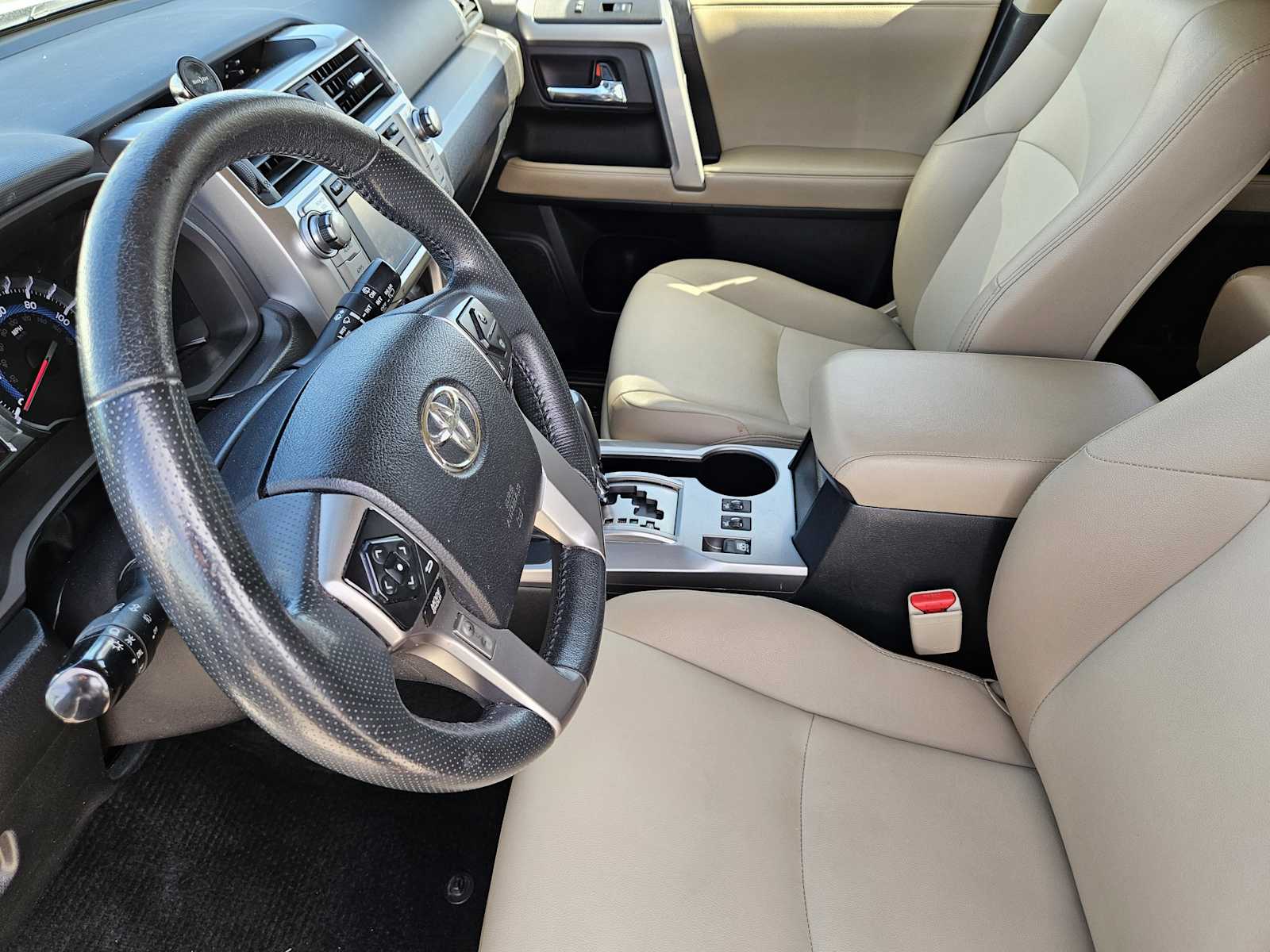 Thumbnail: 2018 Toyota 4Runner - 13