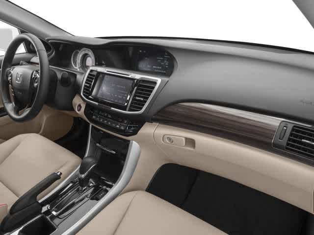 Thumbnail: 2017 Honda Accord - 16