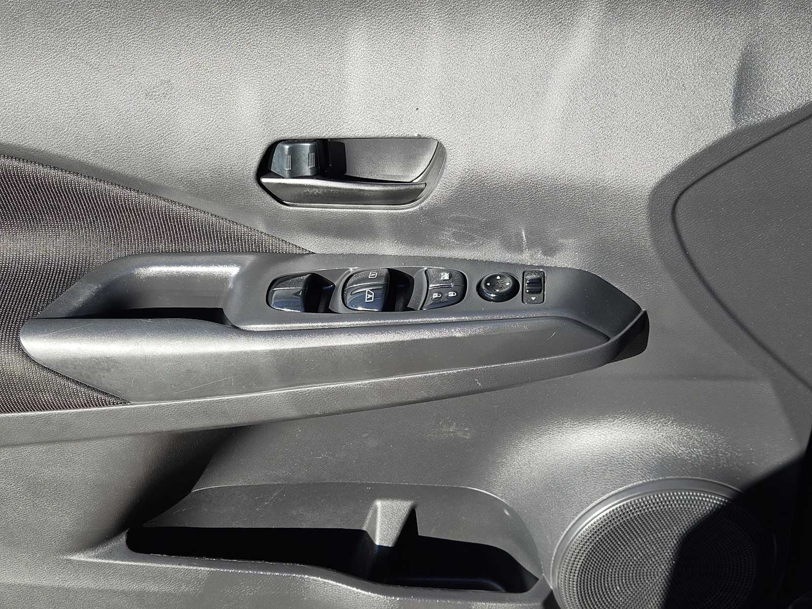 Thumbnail: 2021 Nissan Kicks - 22