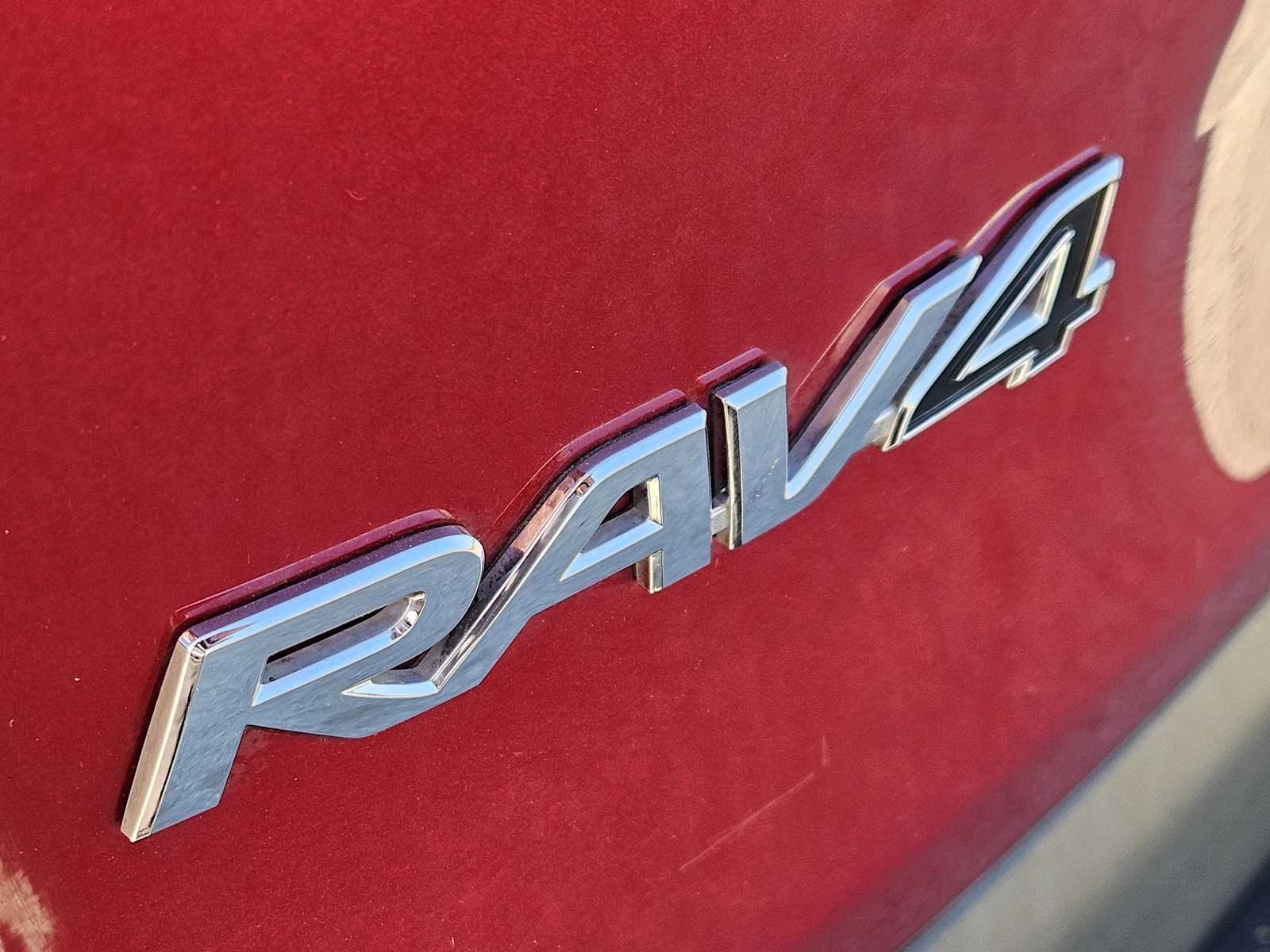 Thumbnail: 2021 Toyota RAV4 - 11