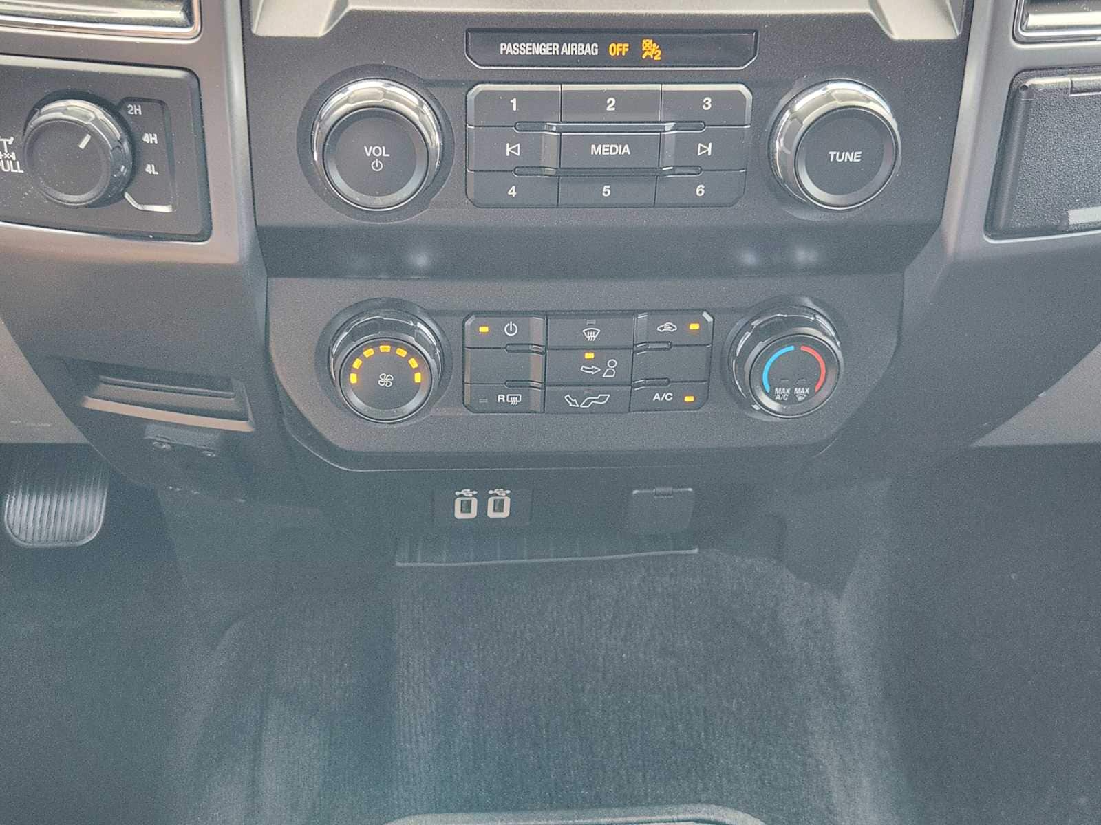 Thumbnail: 2019 Ford F-150 - 18