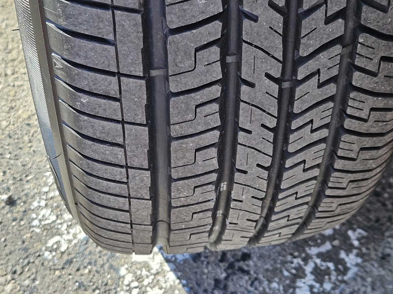 Thumbnail: 2024 Toyota Corolla - 10