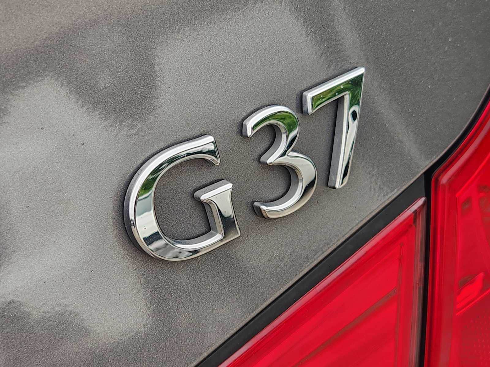 Thumbnail: 2012 INFINITI G37 - 11
