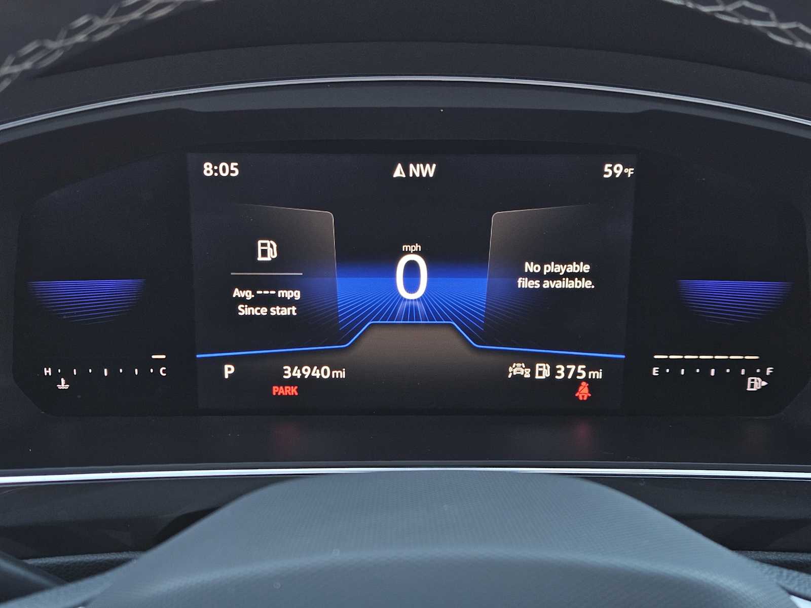 Thumbnail: 2022 Volkswagen Tiguan - 16