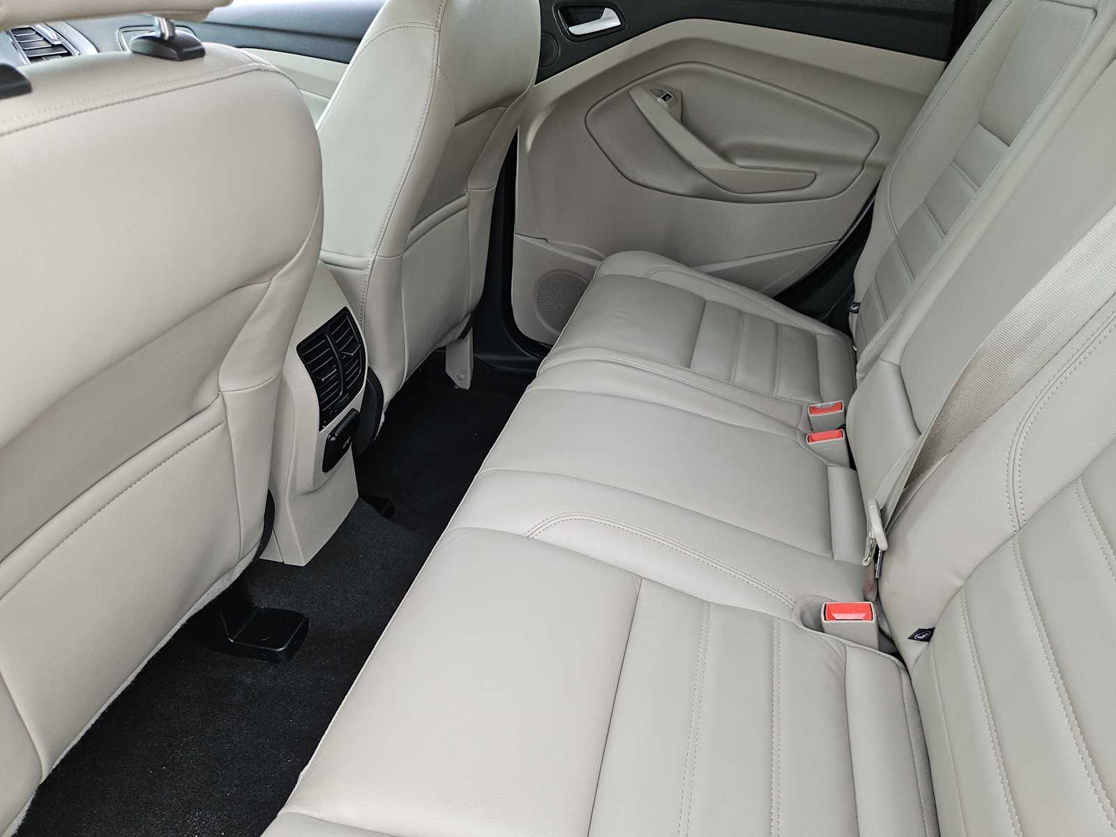 Thumbnail: 2017 Ford Escape - 29