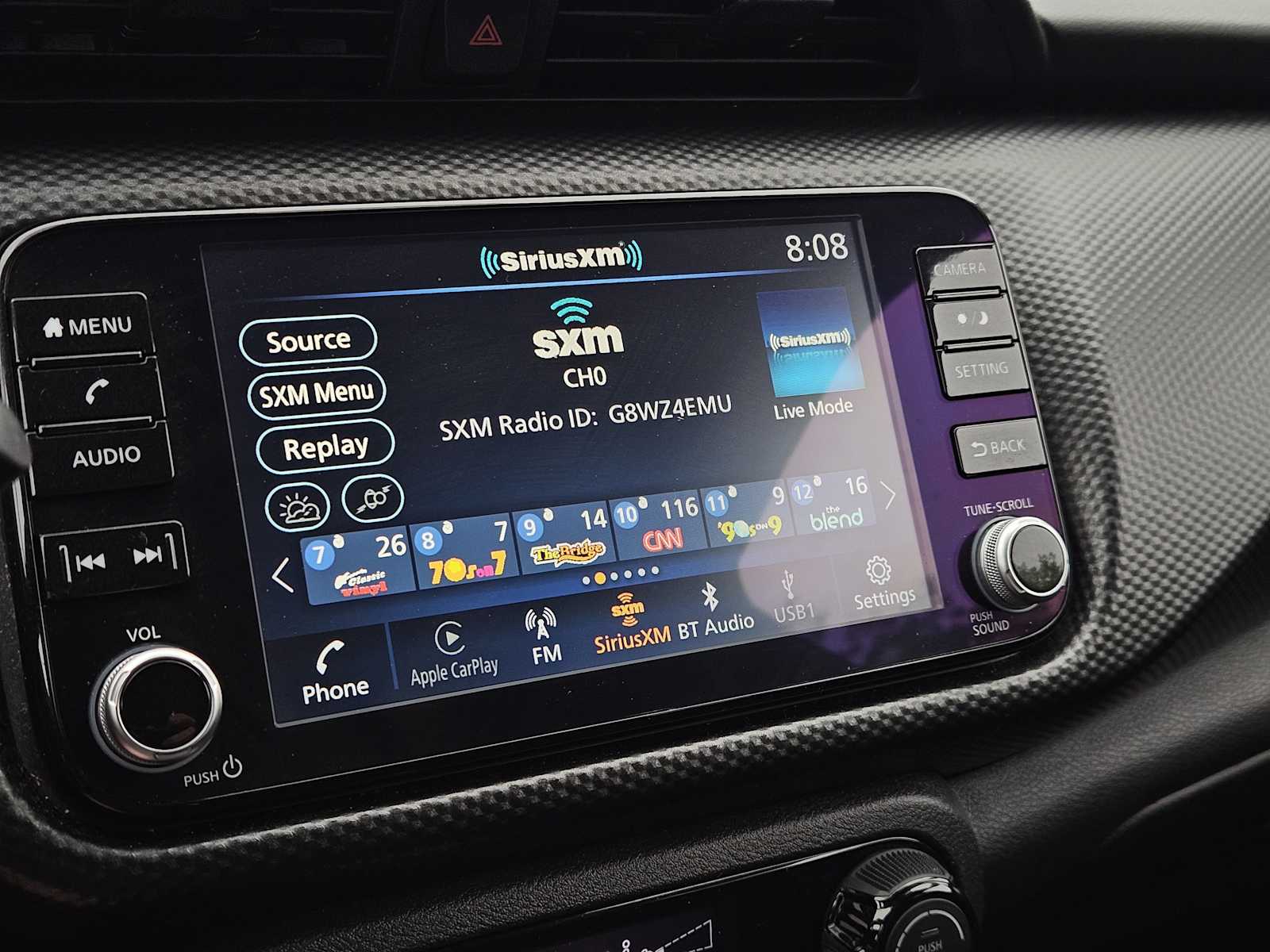 Thumbnail: 2022 Nissan Kicks - 17