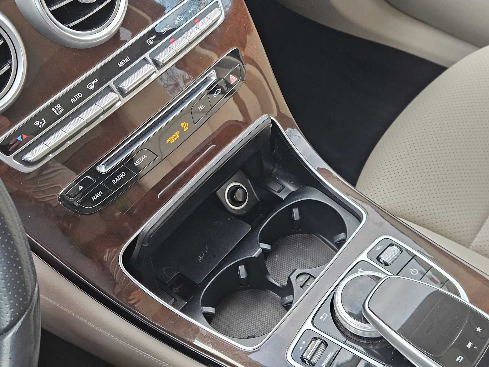 Thumbnail: 2017 Mercedes-Benz GLC - 17