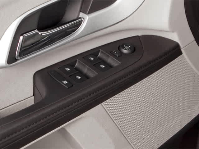 Thumbnail: 2013 Chevrolet Equinox - 18