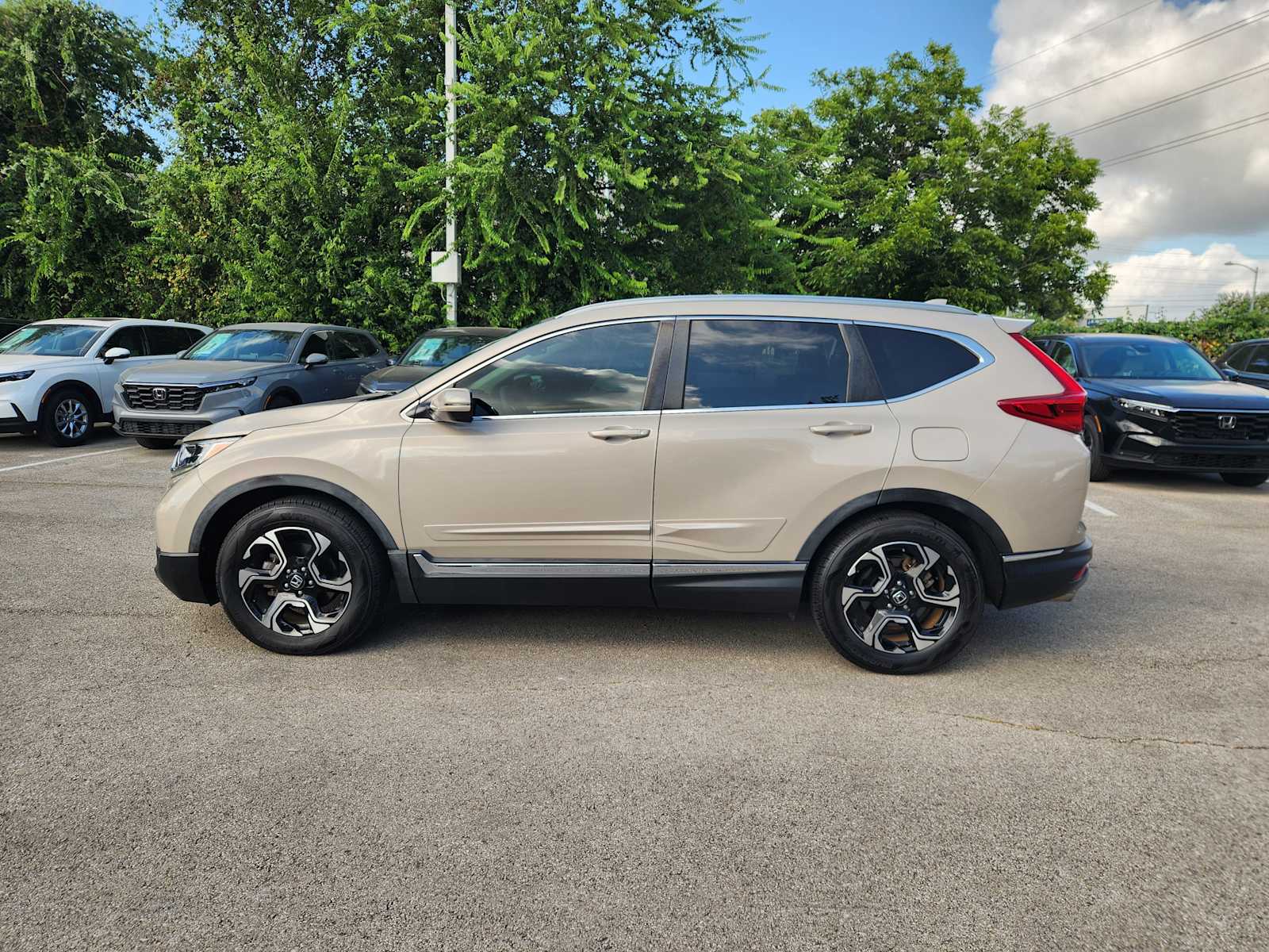Thumbnail: 2019 Honda CR-V - 4