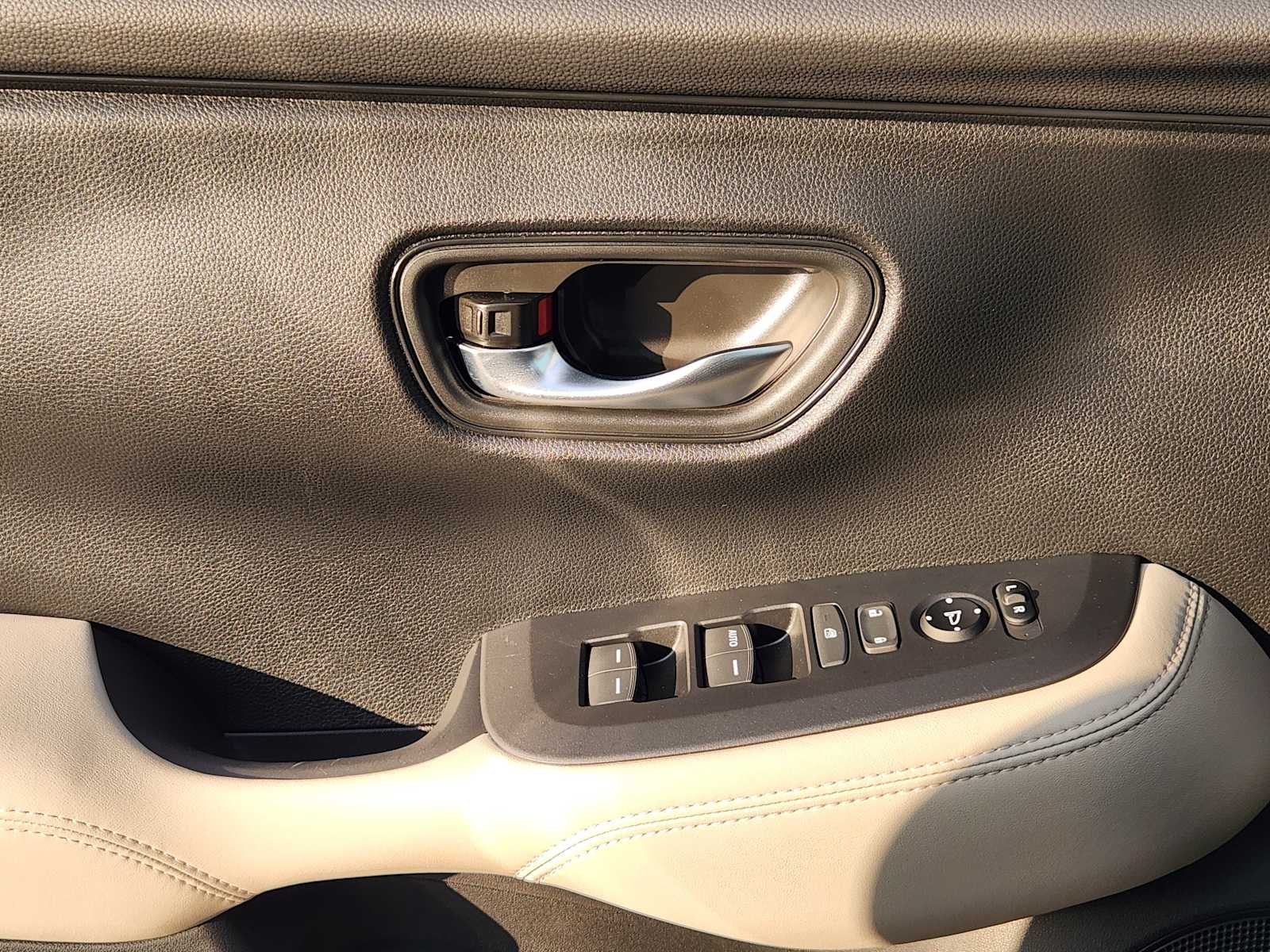 2026 Honda HR-V LX - Photo 22