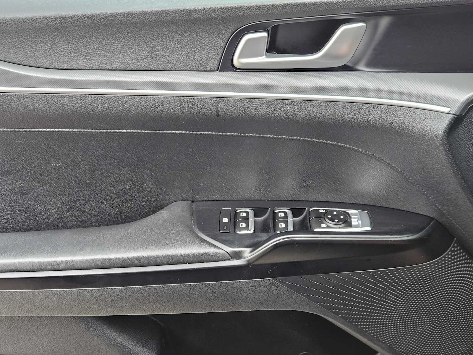 Thumbnail: 2022 Kia K5 - 21