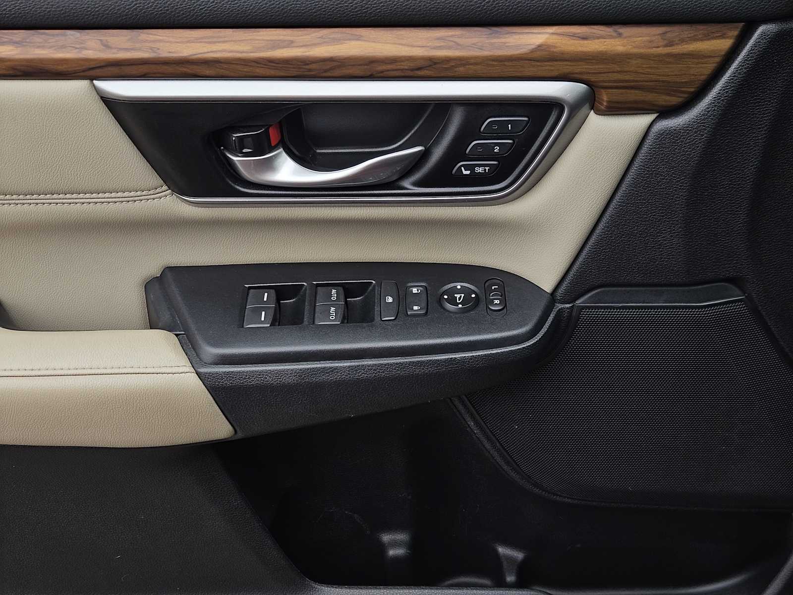 Thumbnail: 2019 Honda CR-V - 22