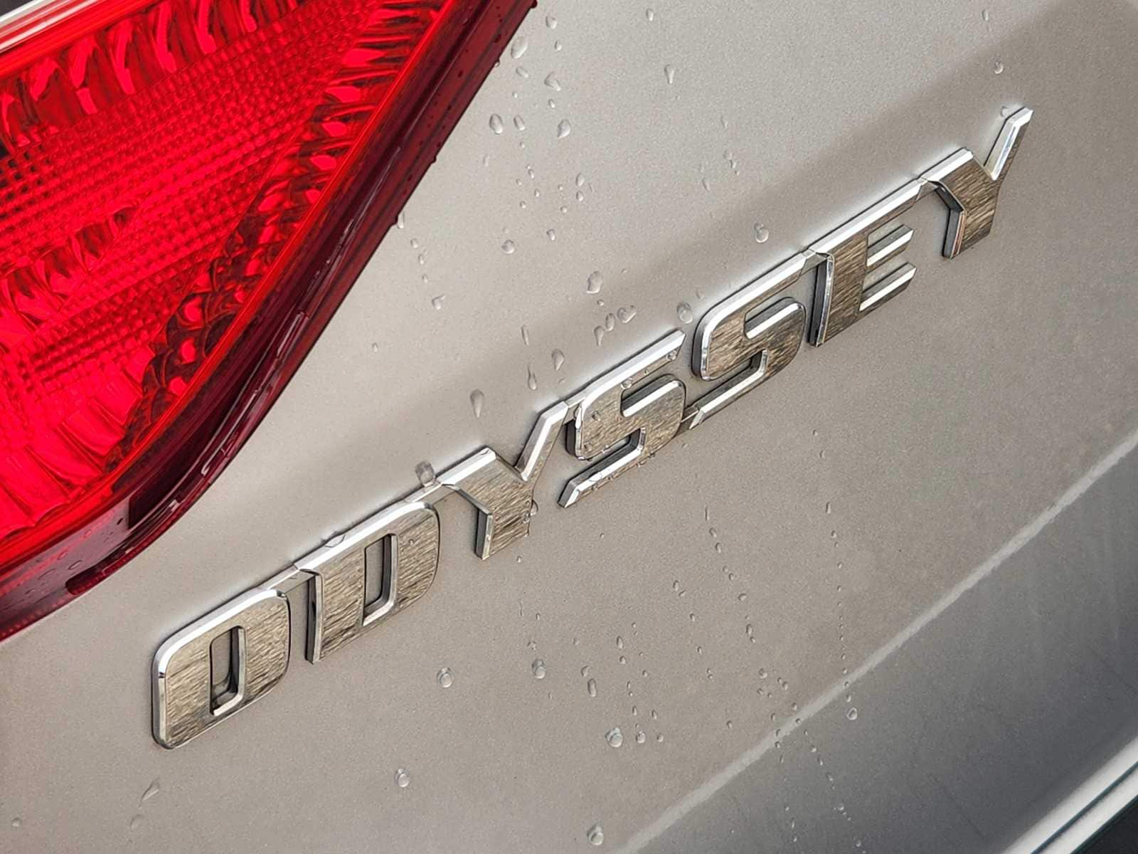 Thumbnail: 2011 Honda Odyssey - 12