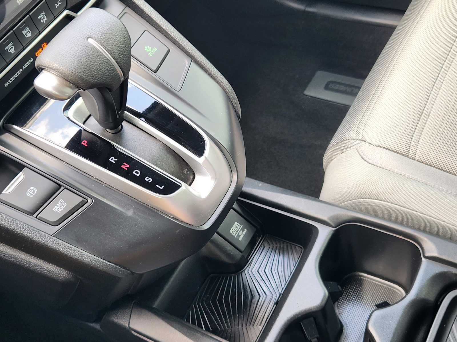 Thumbnail: 2018 Honda CR-V - 20