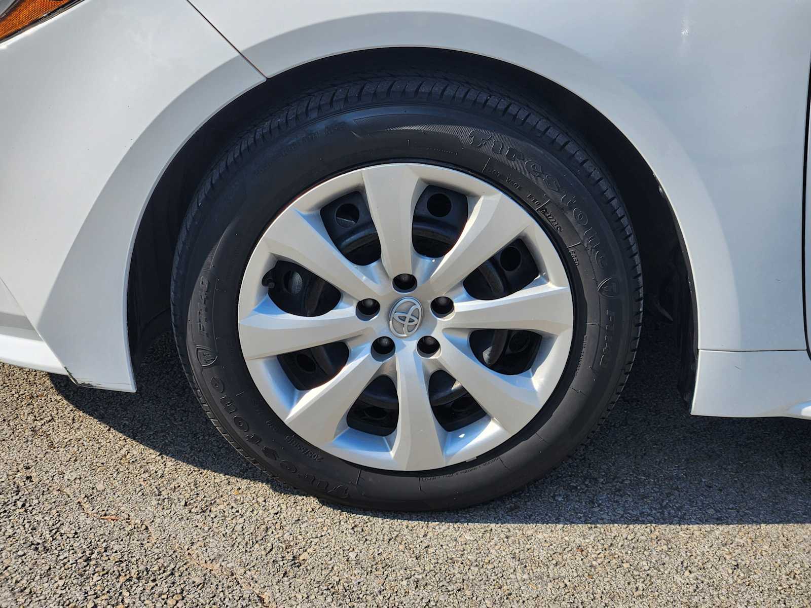 Thumbnail: 2024 Toyota Corolla - 9