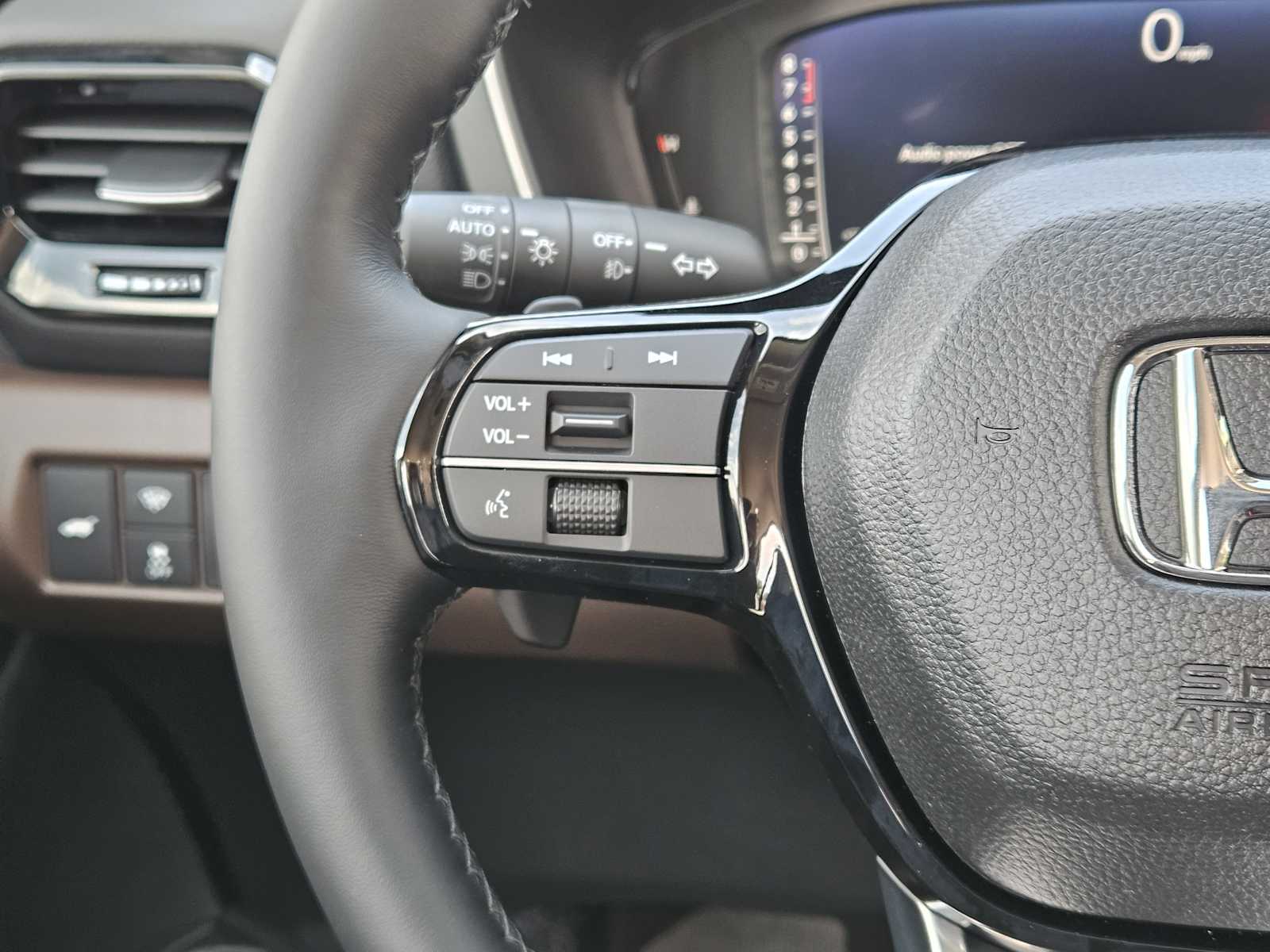 Thumbnail: 2025 Honda Pilot - 22