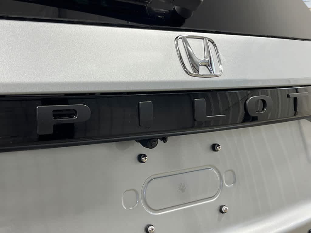 Thumbnail: 2026 Honda Pilot - 7