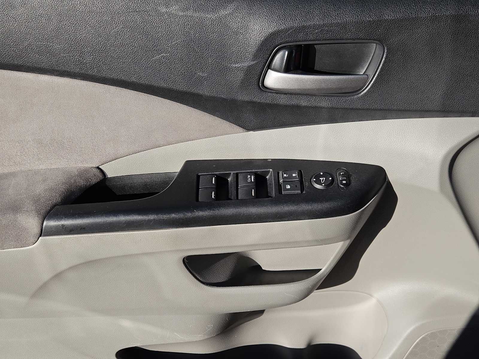 Thumbnail: 2012 Honda CR-V - 20