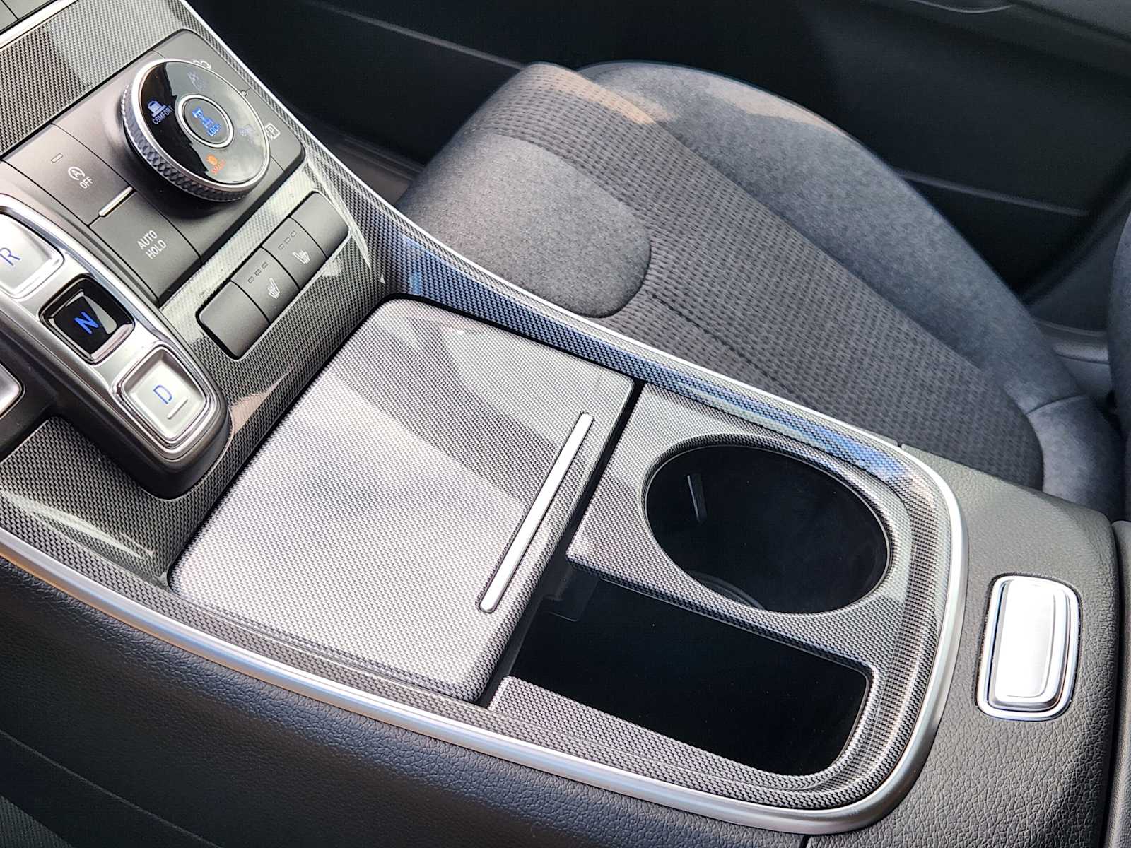 Thumbnail: 2022 Hyundai Santa Fe - 20