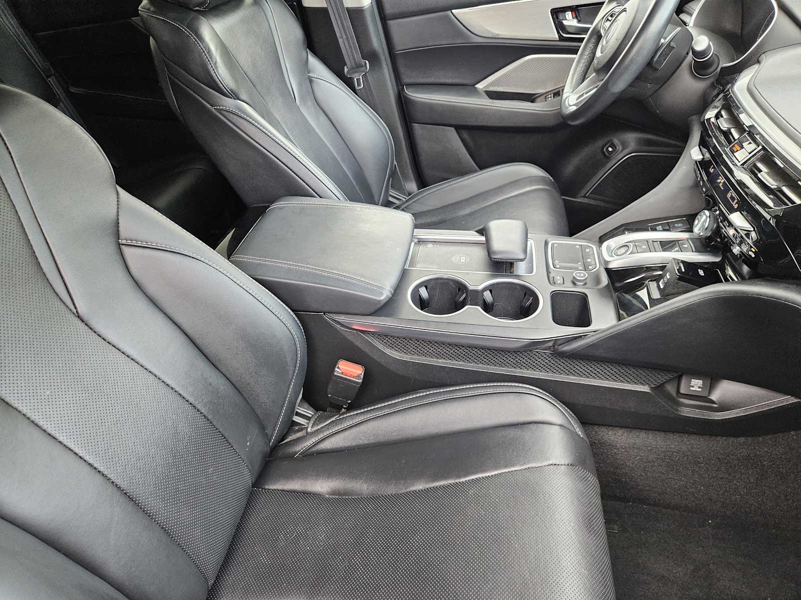 Thumbnail: 2023 Acura MDX - 14