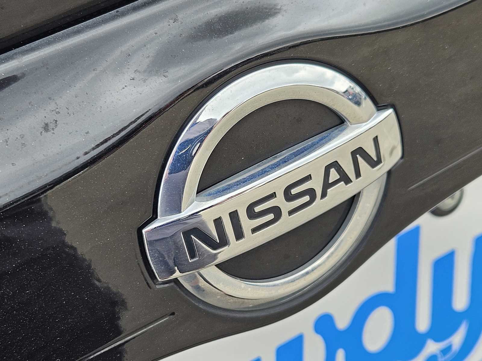 Thumbnail: 2012 Nissan Versa - 12