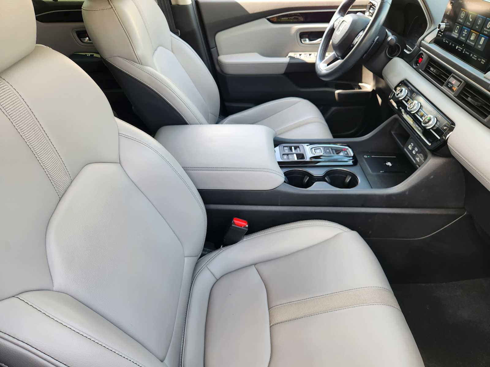 Thumbnail: 2023 Honda Pilot - 12