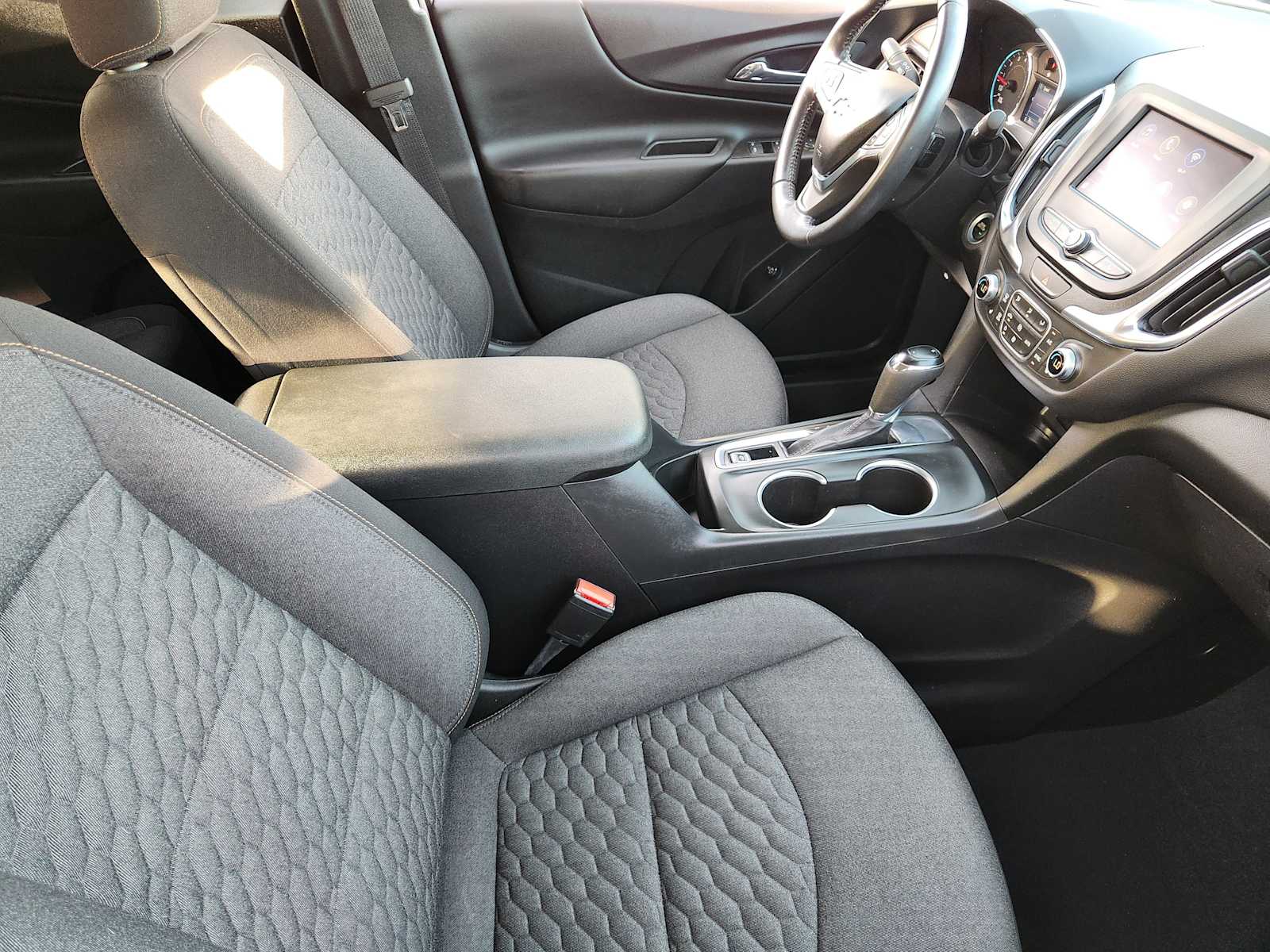 Thumbnail: 2021 Chevrolet Equinox - 12