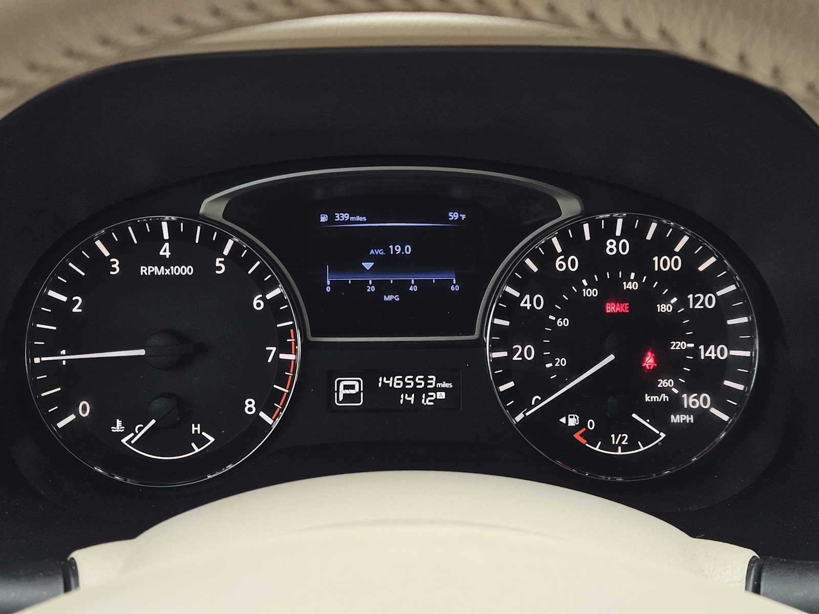 Thumbnail: 2014 Nissan Pathfinder - 16