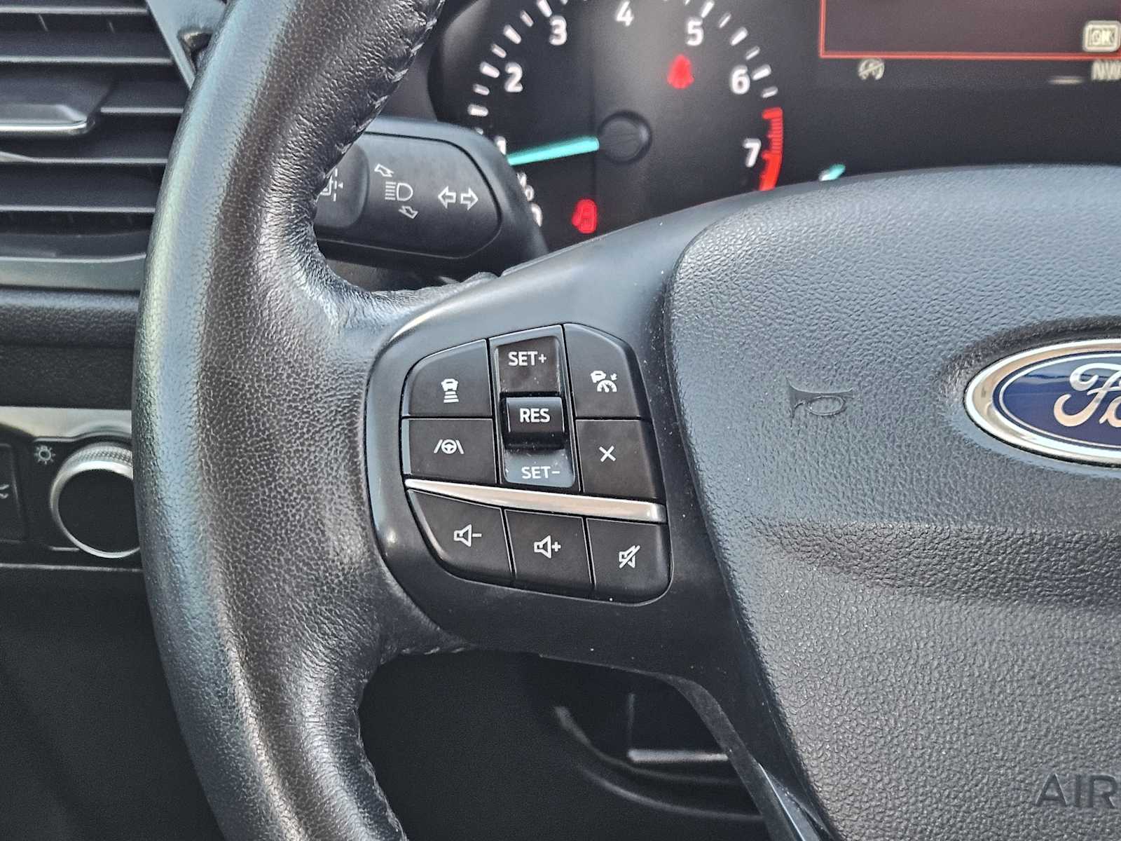 Thumbnail: 2021 Ford Escape - 27