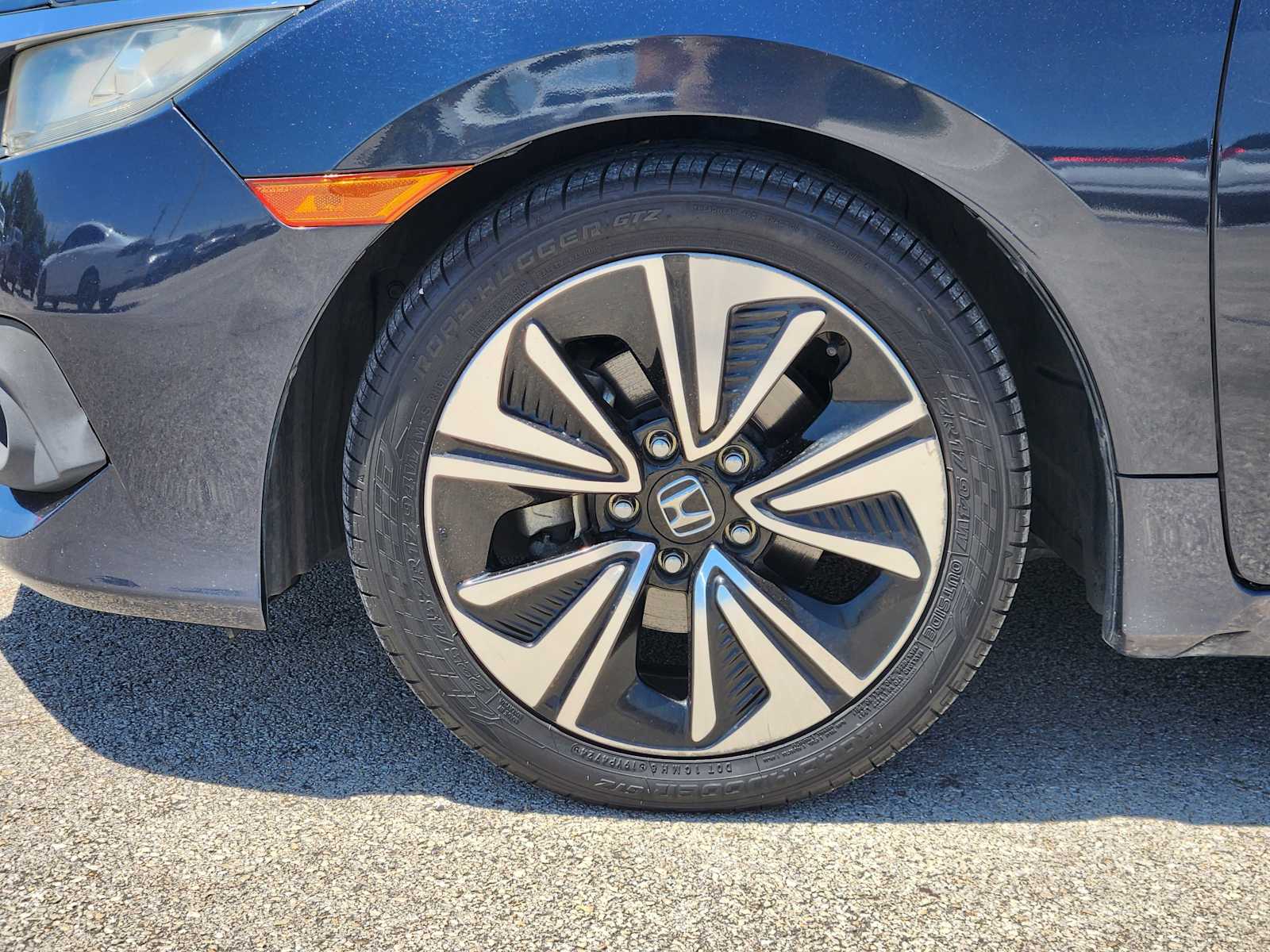 Thumbnail: 2017 Honda Civic - 9