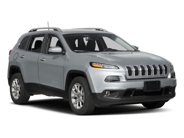 Thumbnail: 2017 Jeep Cherokee - 9