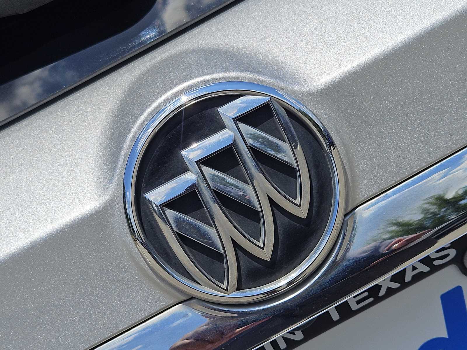 Thumbnail: 2014 Buick Encore - 11