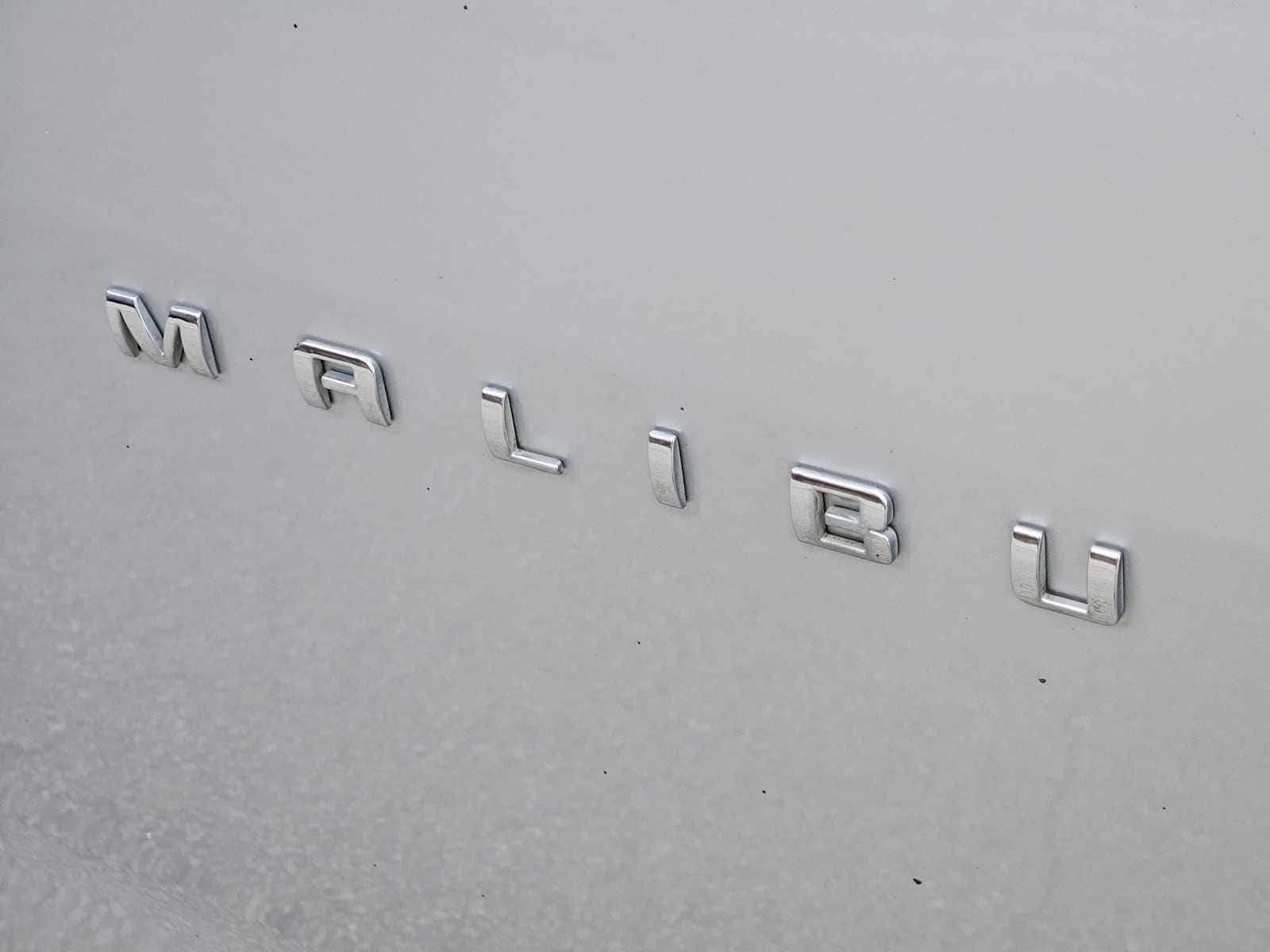 Thumbnail: 2021 Chevrolet Malibu - 11