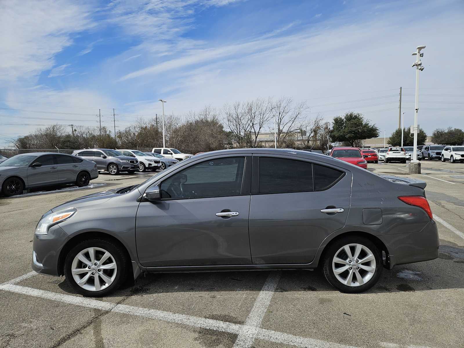 Thumbnail: 2016 Nissan Versa - 4