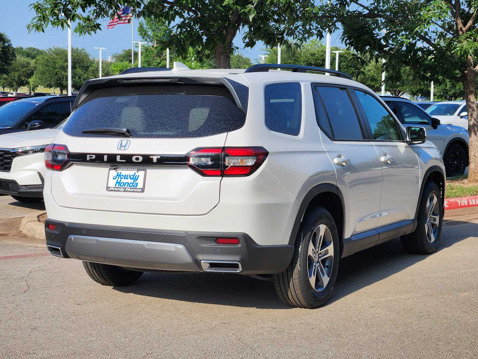 Thumbnail: 2026 Honda Pilot - 5