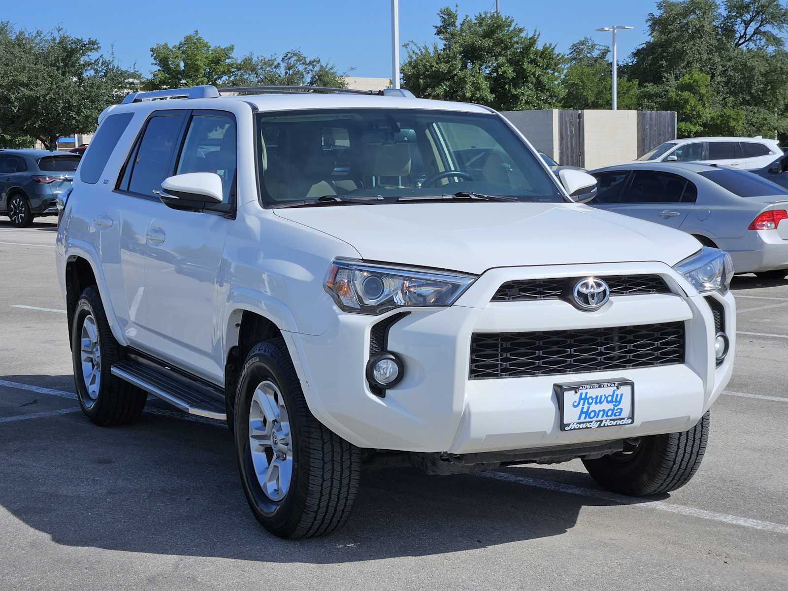 Thumbnail: 2018 Toyota 4Runner - 3