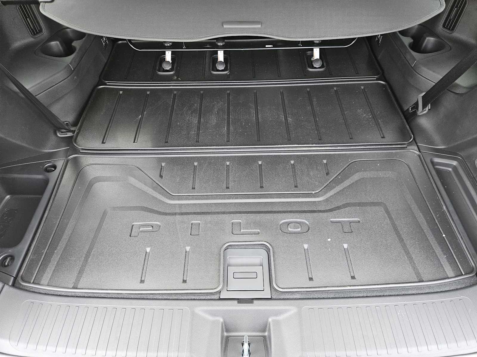 Thumbnail: 2026 Honda Pilot - 23