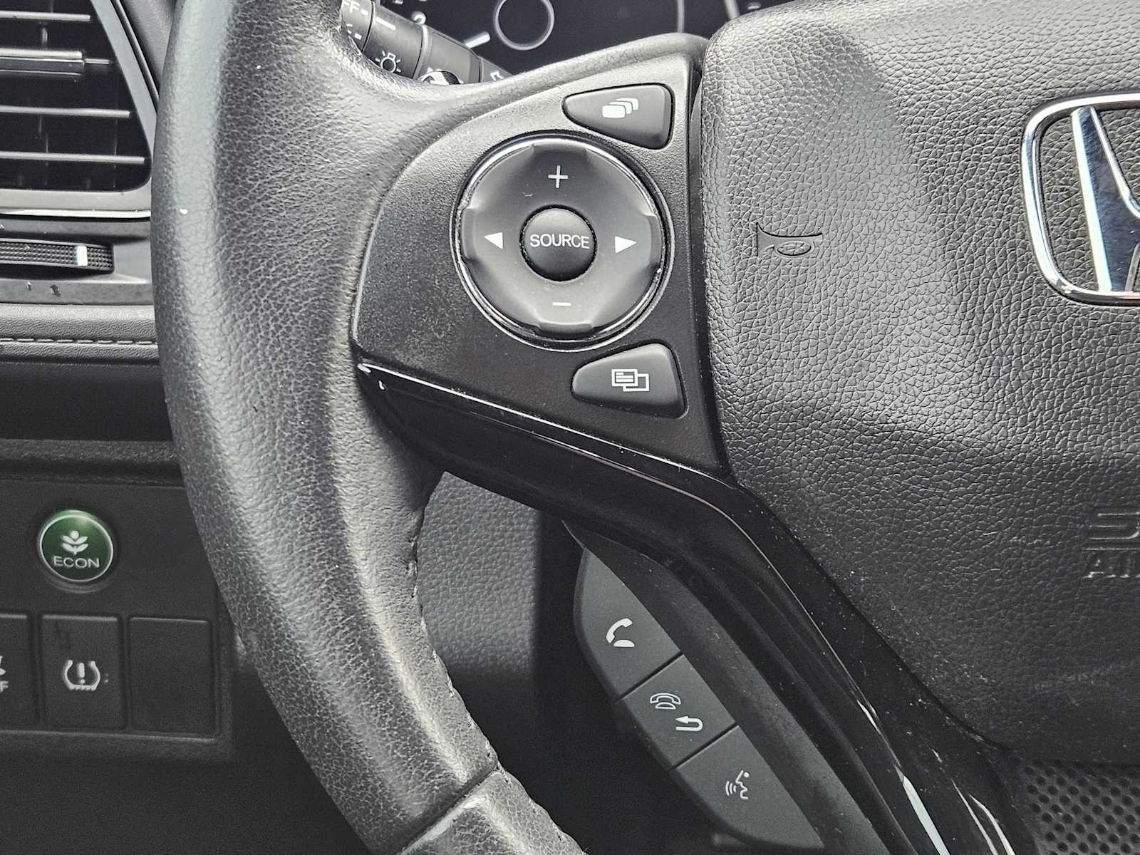 Thumbnail: 2019 Honda HR-V - 25