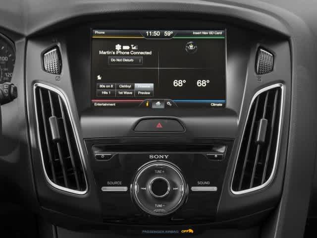 Thumbnail: 2016 Ford Focus - 12
